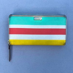 kate spade ♠️ Zip Around Multicolor Leather Wallet Good Condition